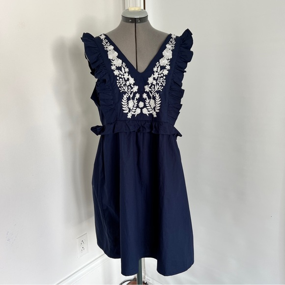 Navy white embroidered flutter sleeveless dress size large Hayden Loss Angeles - Picture 1 of 4